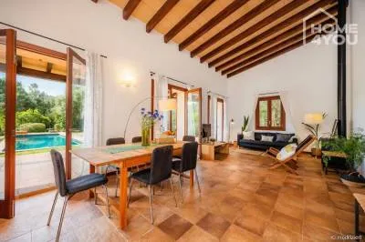 Mediterranean finca with ETV licence for 4 people, pool, 15,384 m² plot in quiet natural setting, air conditioning — photo 1