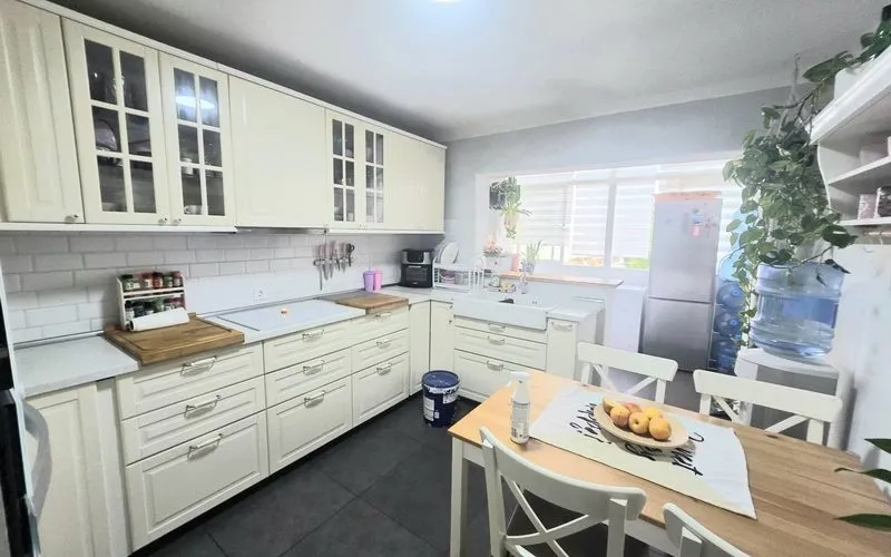 Well-kept city apartment with 3 bedrooms — photo 12