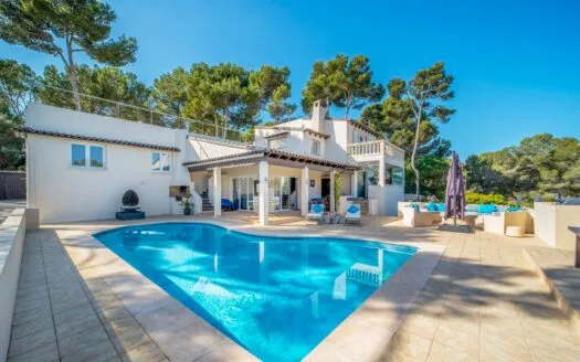 Attractive modern villa, with lovely sea views, in a tranquil location just minutes’ walk to the fine sandy beaches of Portals Vells – for sale — photo 1