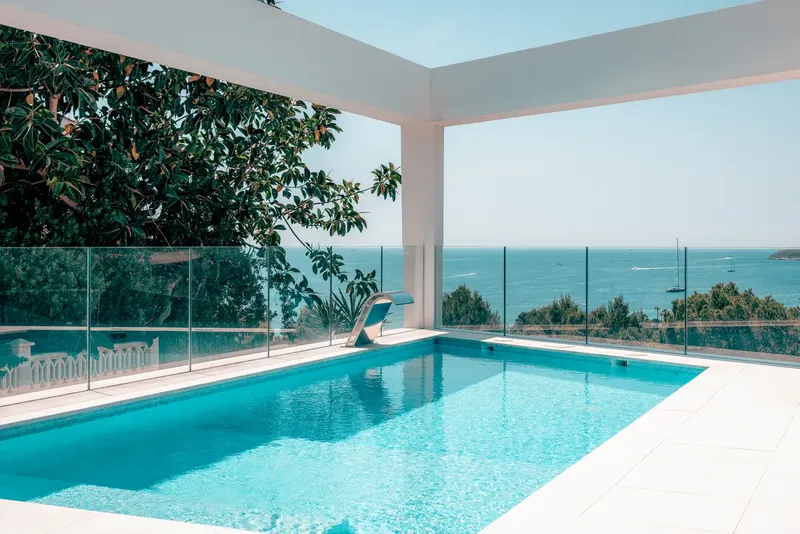 Luxury sea view villa for sale in Costa d'en Blanes, Mallorca — photo 1