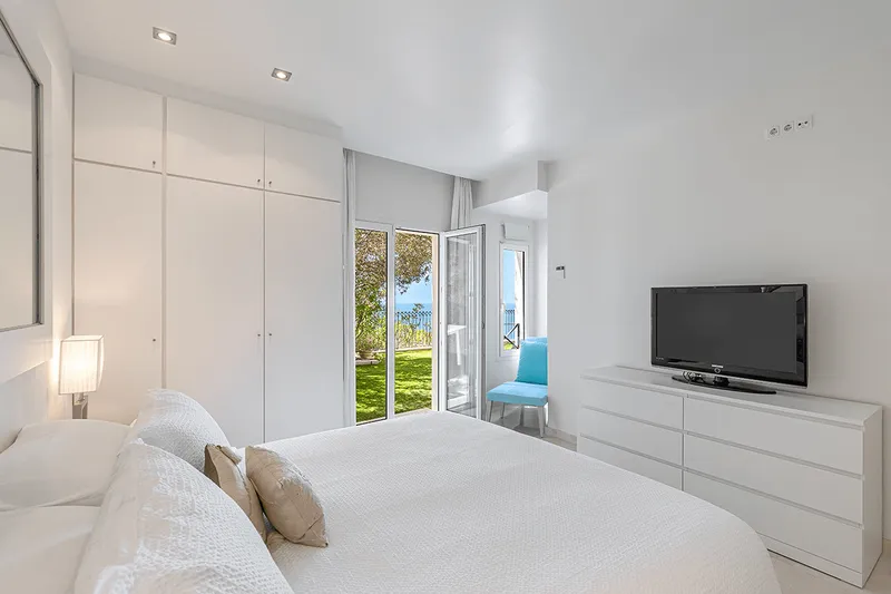 Ground floor in Cala Moragues, Puerto de Andratx — photo 11