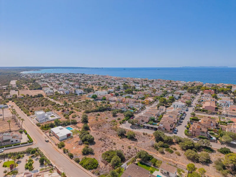 Urban plot in Sa Ràpita – a few minutes from the sea — photo 1