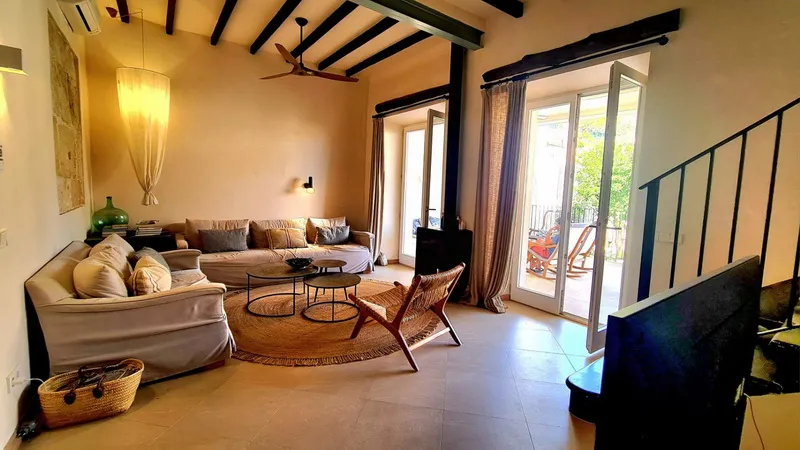 Townhouse with pool — photo 11