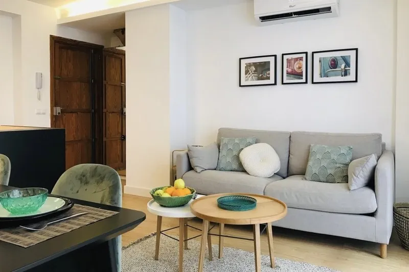 Cozy apartment with terrace in the Old town — photo 3