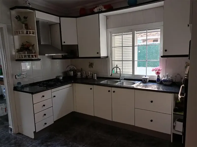 Chalet en Palmanyola de 4 dormitorios dobles, 2 baños completos, 2 salon comedor, Cocina con despensa. 230 mts construidos de casa en solar  — photo 12
