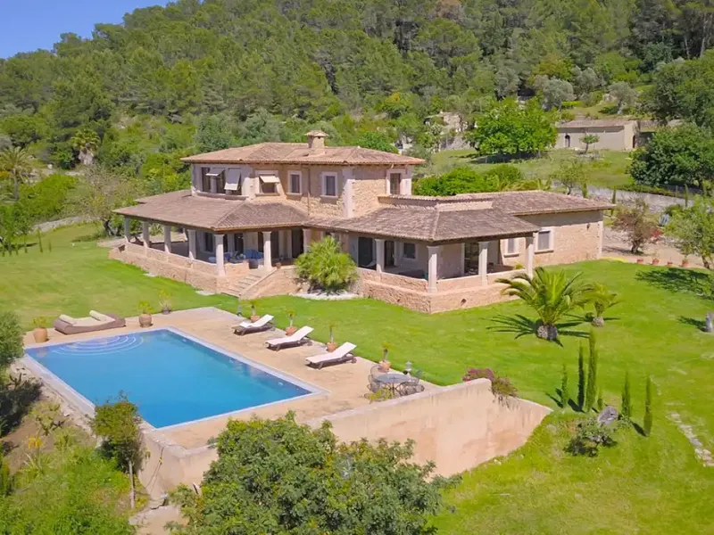 High-quality rustic finca near Campanet, Mallorca. The villa is in an elevated position and offers spectacular views of — photo 2