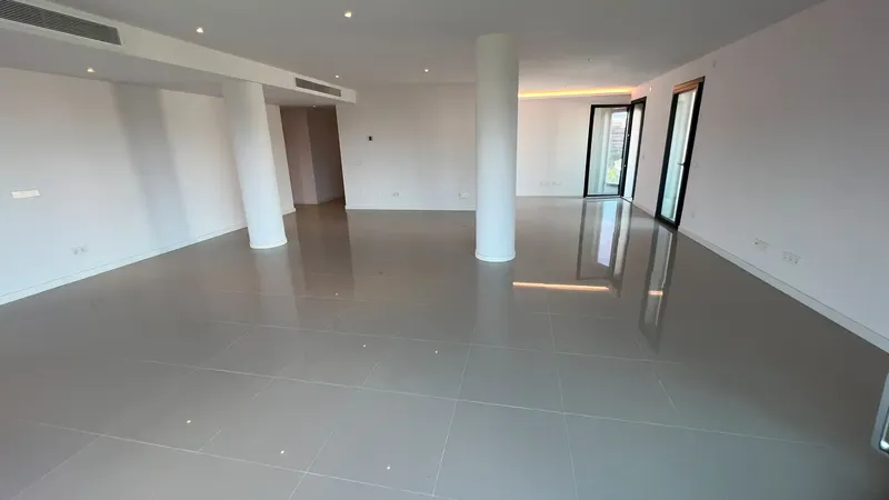 Luxury penthouse in the heart of Puerto de Alcudia, just 150m from the beach and a step away from all services such as pharmacies, restaurants — photo 6