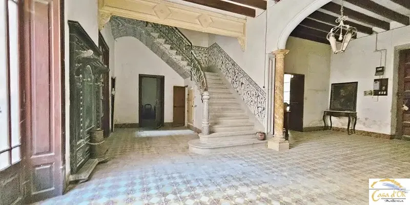 Historic townhouse with 13 rooms and great potential in the heart of Manacor — photo 7