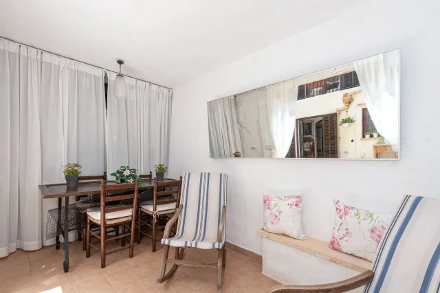 Authentic town house with outdoor living for sale in Pollensa, North Mallorca — photo 7
