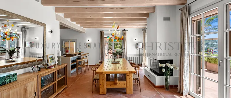 Mediterranean villa in Camp de Mar with pool and sea views — photo 4
