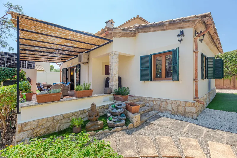 Mediterranean family villa in a prime residential location — photo 4