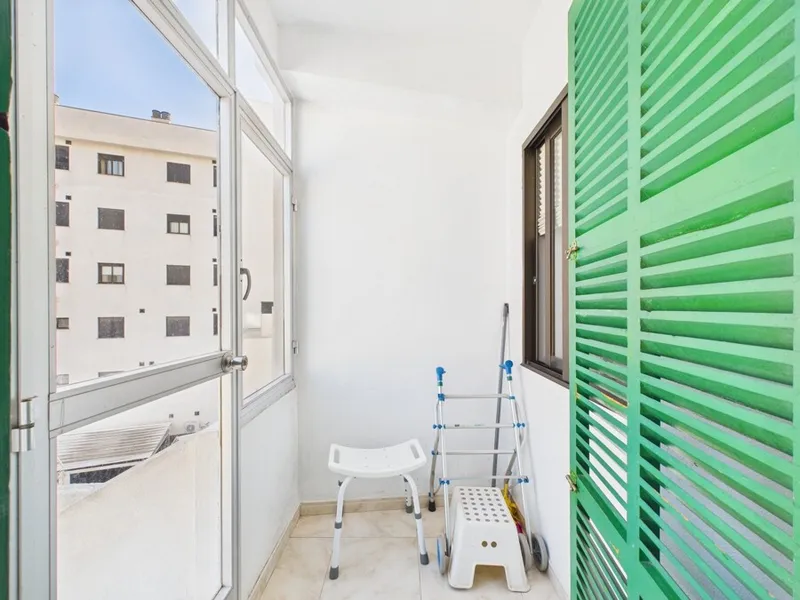 Three-Bedroom Apartment with Private Terrace in Tranquil Area of Son Espanyolet — photo 8