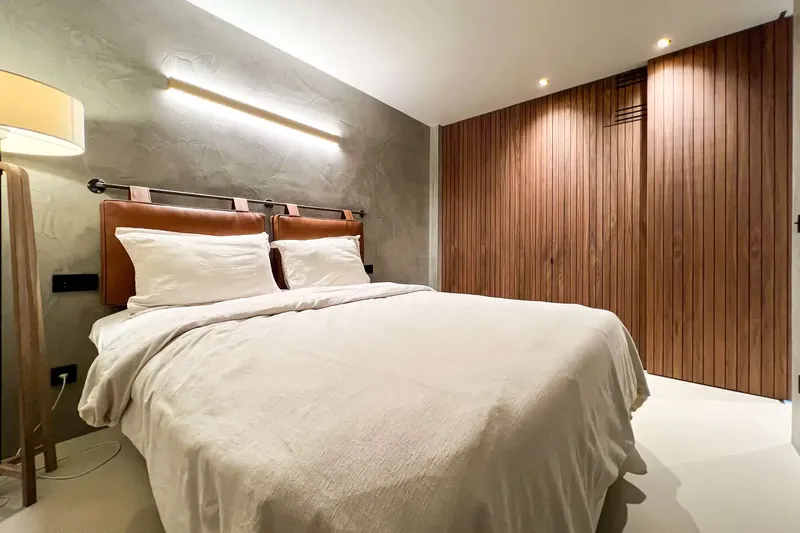 This apartment, completely renovated in 2025, is located in the coveted Silverpoint residential complex in Portals Nous and combines a design — photo 10