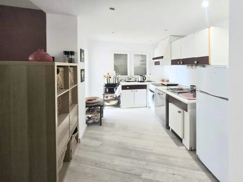 73m² apartment with 3 rooms, balcony and sea view for sale — photo 5