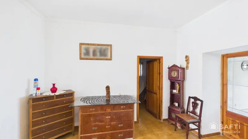 Spacious home with terrace, views and great potential in Capdepera — photo 11