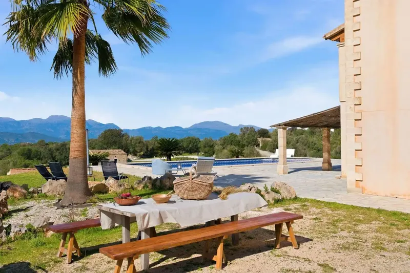 Charming rustic finca in Llubí with holiday license, pool and spectacular views of the Serra de Tramuntana — photo 10