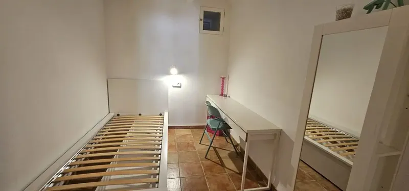 Casa Con Terraza Y Garaje. — photo 9