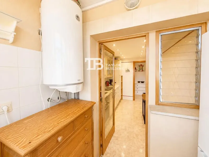 Taylor Building exclusively sells this apartment in Paguera, Calvia. It is a renovated apartment of 83.00 m2 built (75.00 m2 usable) with — photo 8