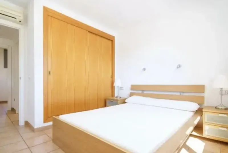 Apartment for sale with two bedrooms, one full bathroom, living room, dining room, kitchen, huge possibility to make another bedroom. Balcony of 16 m — photo 10