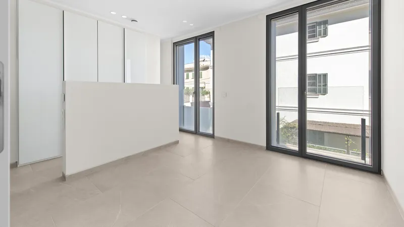 Fantastic new build apartment in Palma with sea and harbor views — photo 7