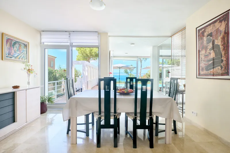 Charming property in first sea line in Bahia Azul - Marcel Remus Real Estate — photo 6