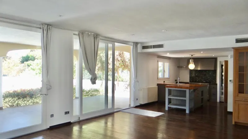 Unfurnished family home in Sol de Mallorca – for sale — photo 5