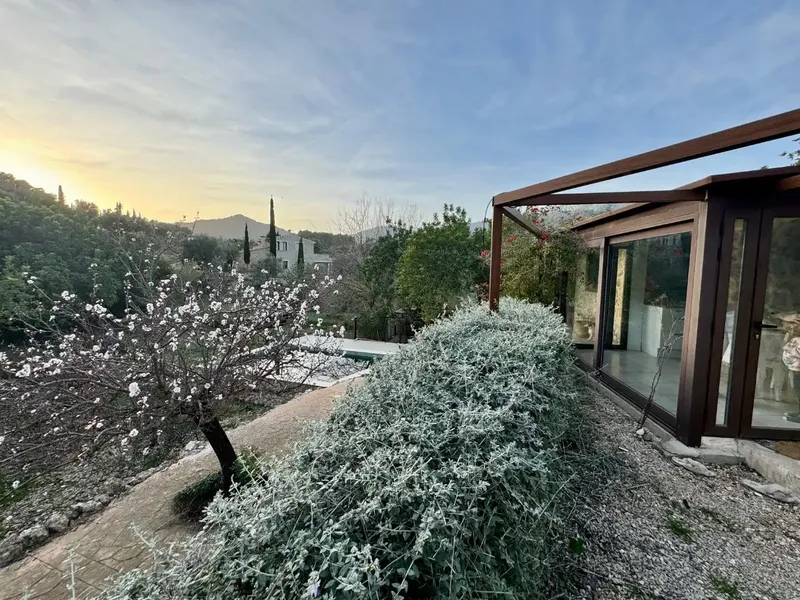 Finca Mallorquina con piscina y vistas a la Serra de Tramontana en Selva — photo 1