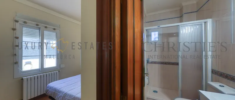 Mediterranean villa in Santa Ponsa on a centrally located double plot with lots of potential — photo 10