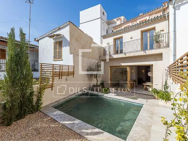 300m² house / villa with 130m² garden for sale in Santa Maria del Cami — photo 3