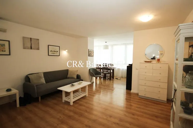 Lovely two bedroom apartment with community pool — photo 2