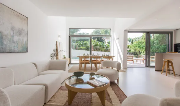 Fully renovated villa on a quiet street in Nova Santa Ponsa — photo 10