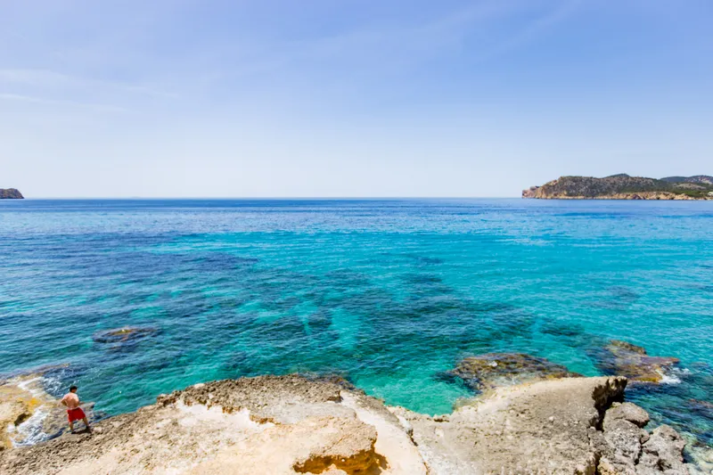Mediterranean frontline: serenity and endless views — photo 4