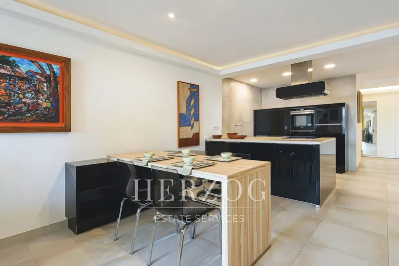 Exclusive apartment on the Paseo Maritimo in Palma de Mallorca — photo 4
