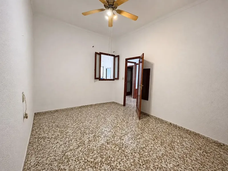 House ready to move into with patio, terrace and ample additional spaces in Inca — photo 8