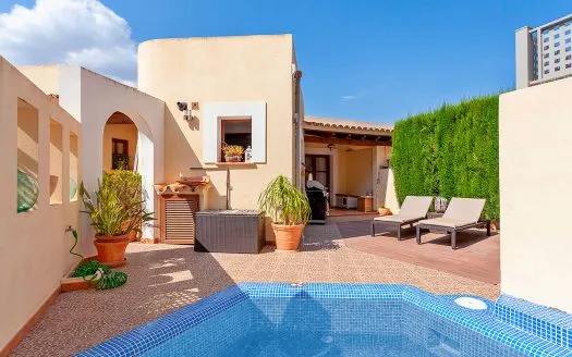 House in Golf Bendinat — photo 1