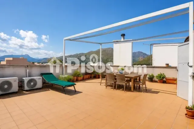 Penthouse on Carrer del Xaloc — photo 1