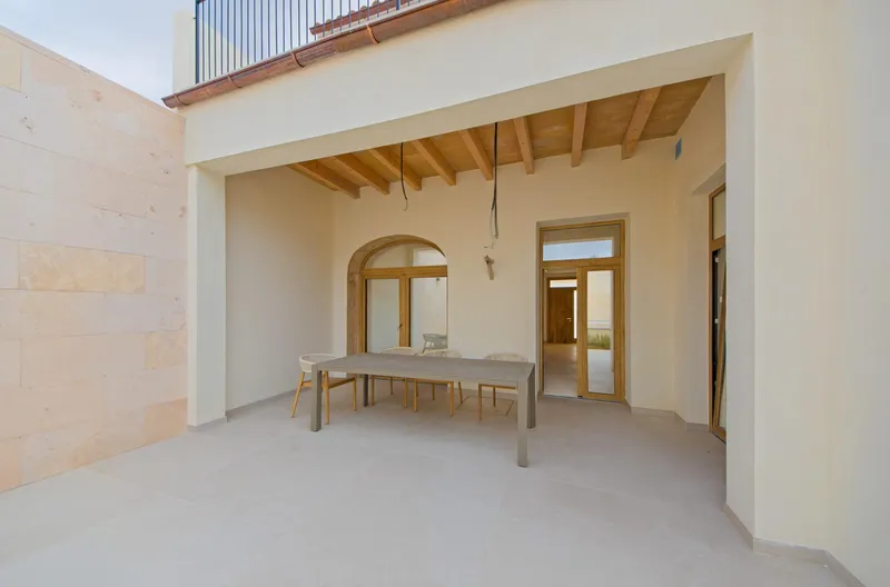 Townhouse — photo 11