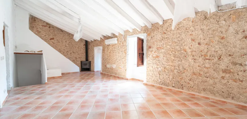 Reformed flat with Mallorcan charm for rent in Campos — photo 5