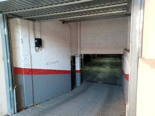 Garage in Felanitx — photo 1