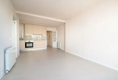 Central apartment with sea views — photo 11