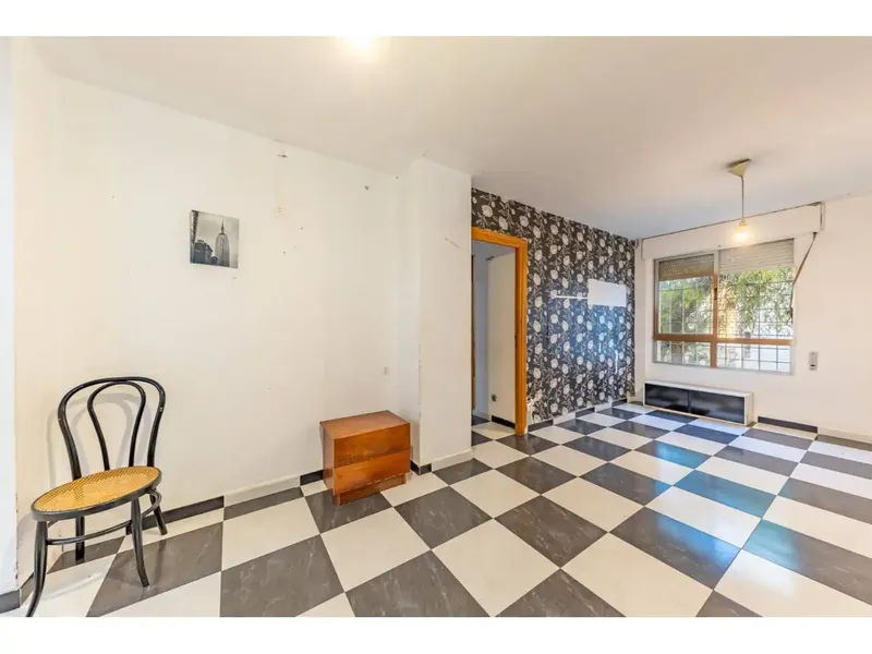 Bright Ground Floor Apartment Steps from Palma Beach and the Seafront Promenade — photo 8