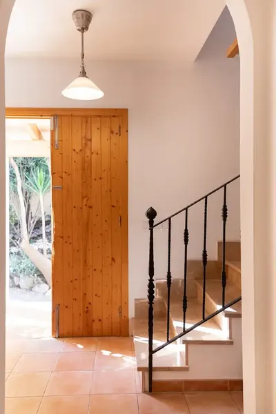 Spacious five-bedroom detached house in the quiet and sought-after residential area of Son Toni, with excellent views of the — photo 12