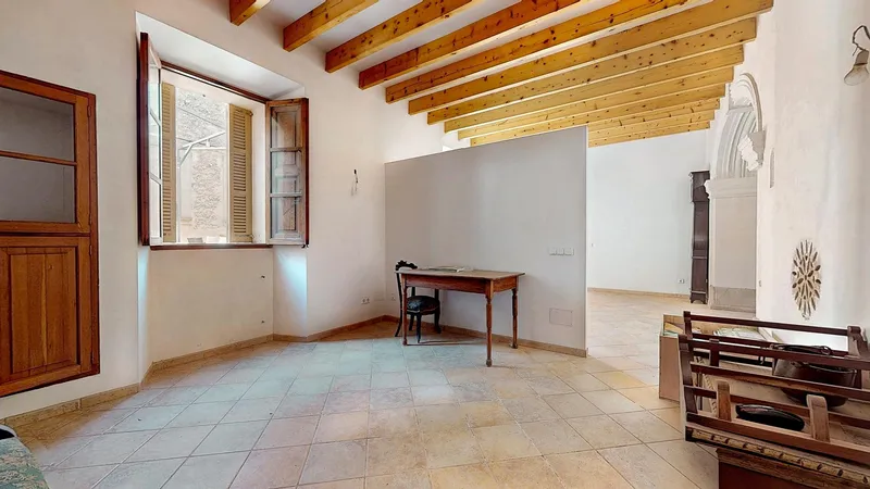 Mallorcan house with history in the heart of Sineu — photo 11