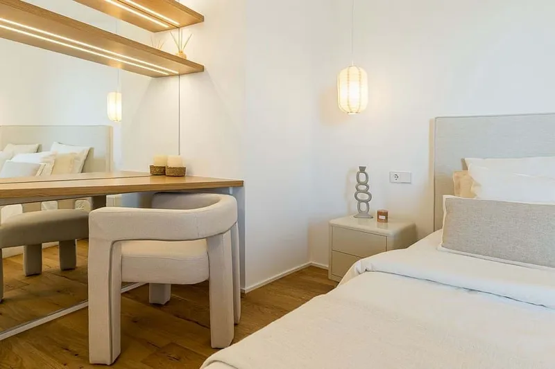 Beautifully renovated 1-bedroom apartment in Palma – Paseo Marítimo — photo 11