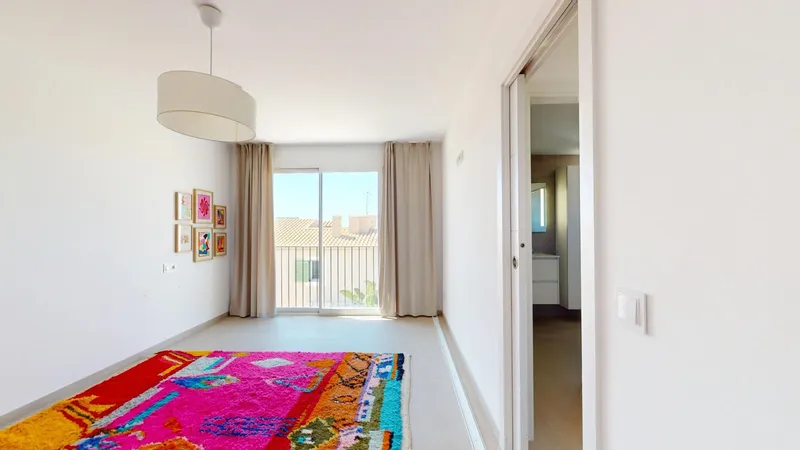 New semi-detached chalet with 4 bedrooms on two floors with private pool in Sa Cabaneta — photo 5