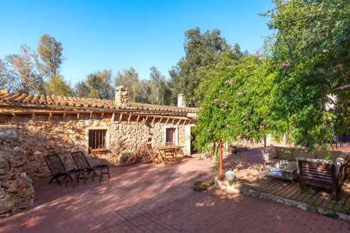 Costitx, beautiful rustic finca with rental license in the heart of Mallorca, Costitx — photo 1