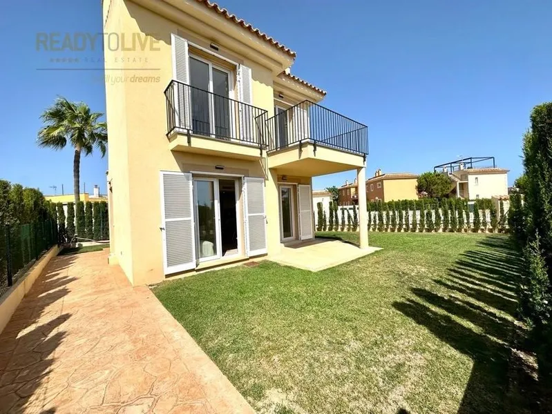 Detached house for sale in Calle del Julivert — photo 1