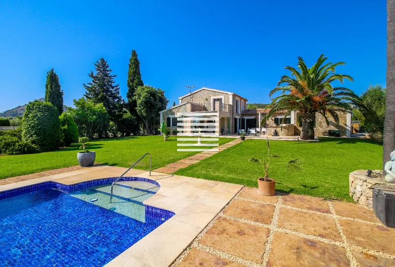 Great villa with holiday rental license and heated pool set in the countryside of Alcudia — photo 1
