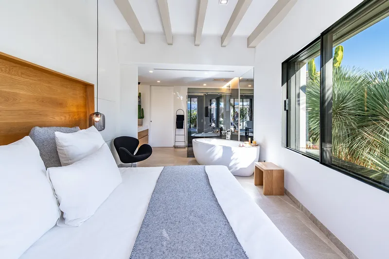 Modern villa in Andratx with 3 bedrooms, pool and large underground garage for sale — photo 5