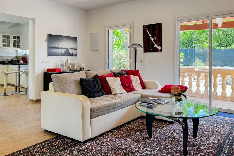 Attractive finca with guest apartment, pool, BBQ area & southwest orientation — photo 12